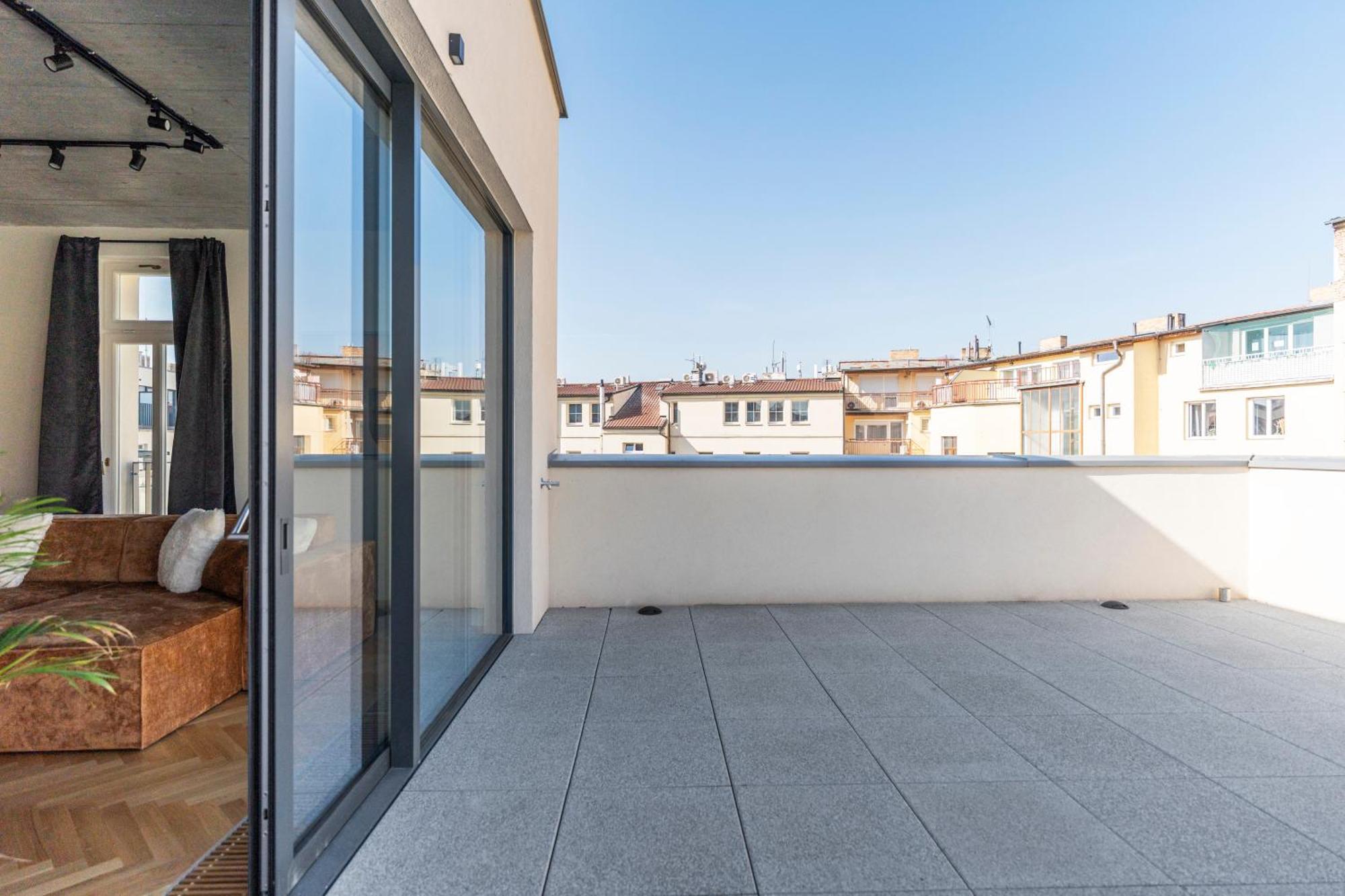 Oomph Apartment Prague