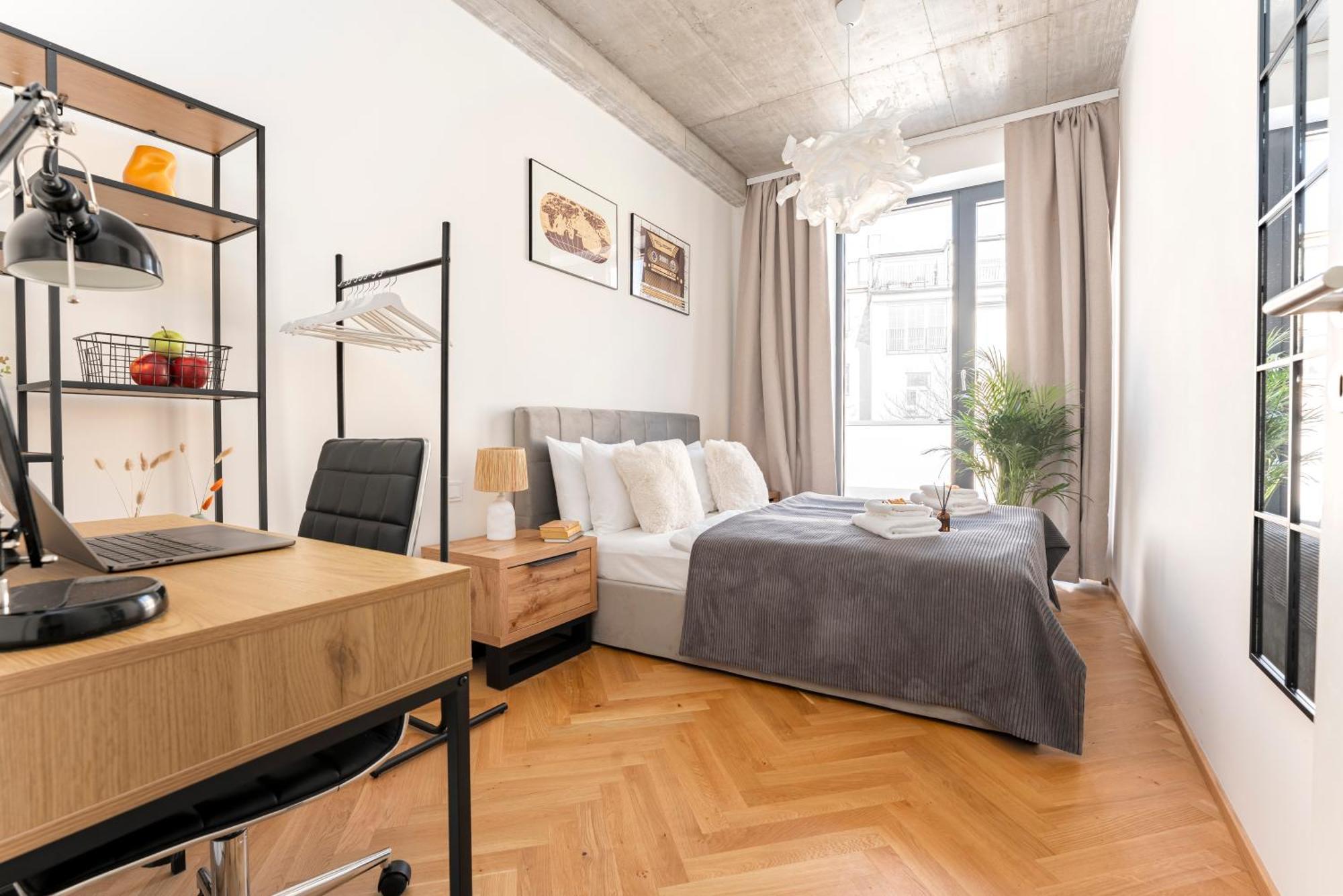 Oomph Apartment *
