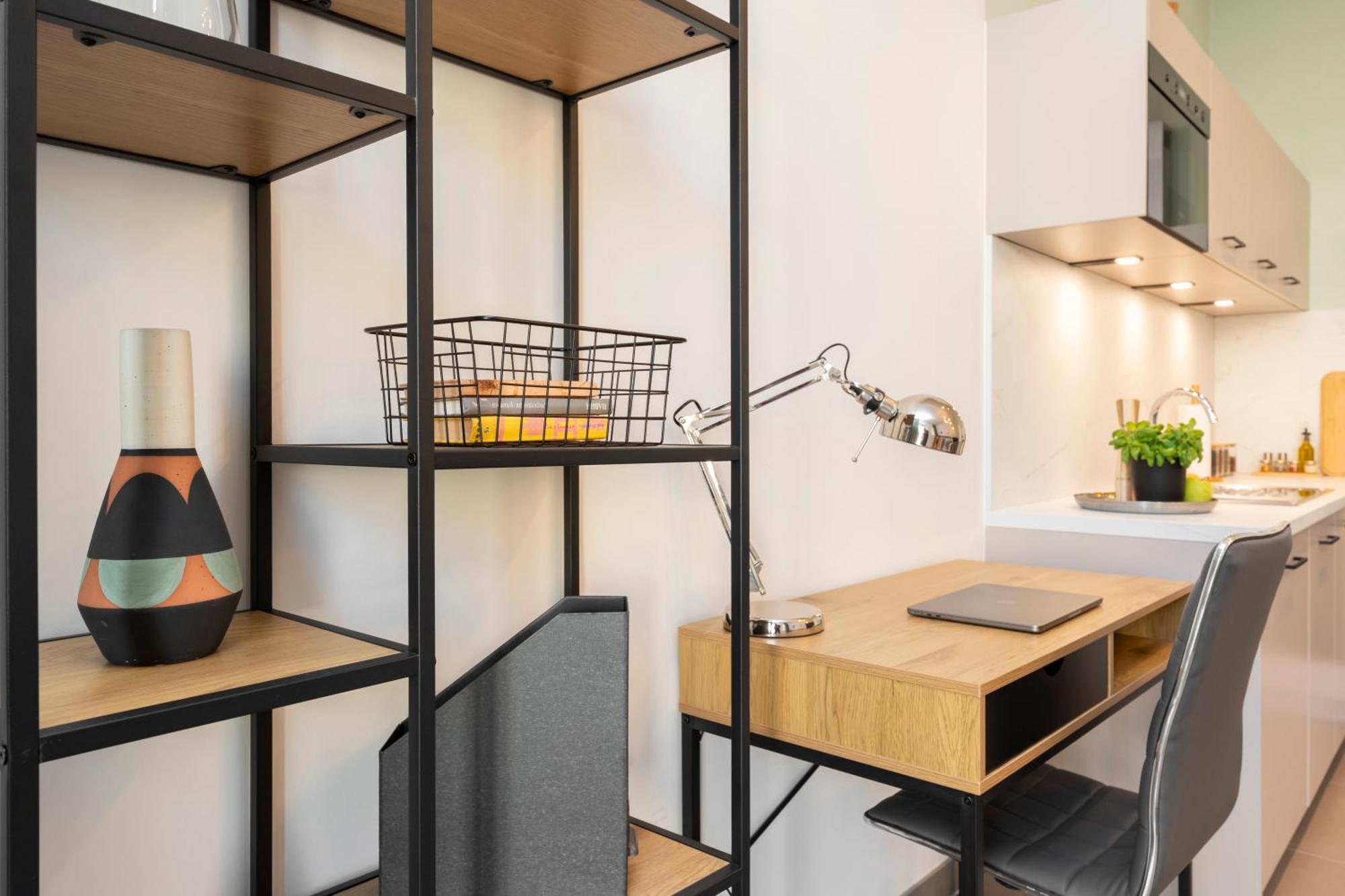 Oomph Apartment *